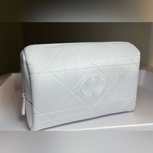 New &Authentic Dior beauty white Pouch bag.Limited edition.Cosmetic Quilted bag
